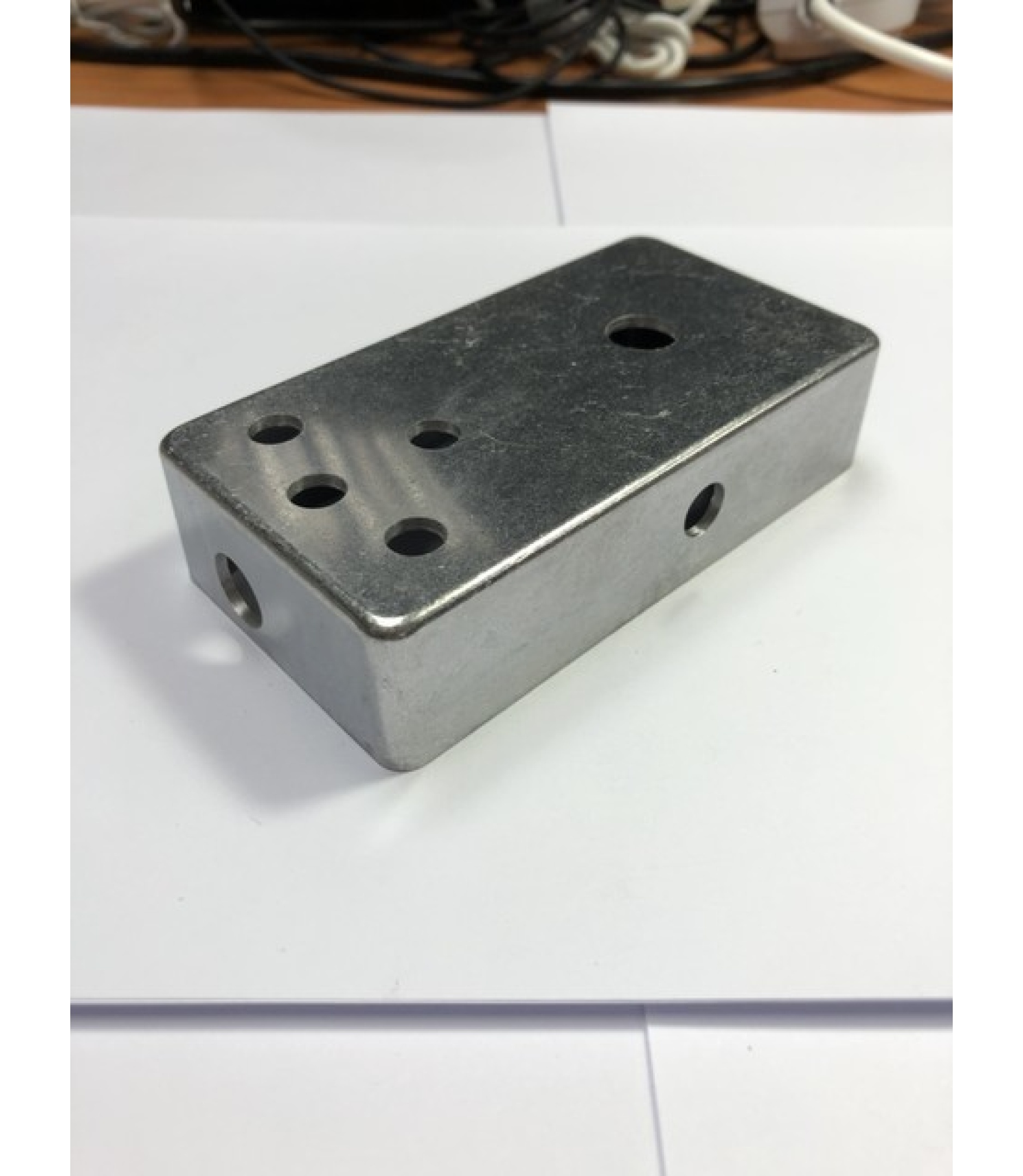 TYPE 4 DRILLED 1590B WHITE ENCLOSURE WITH SIDE AND TOP JACKS