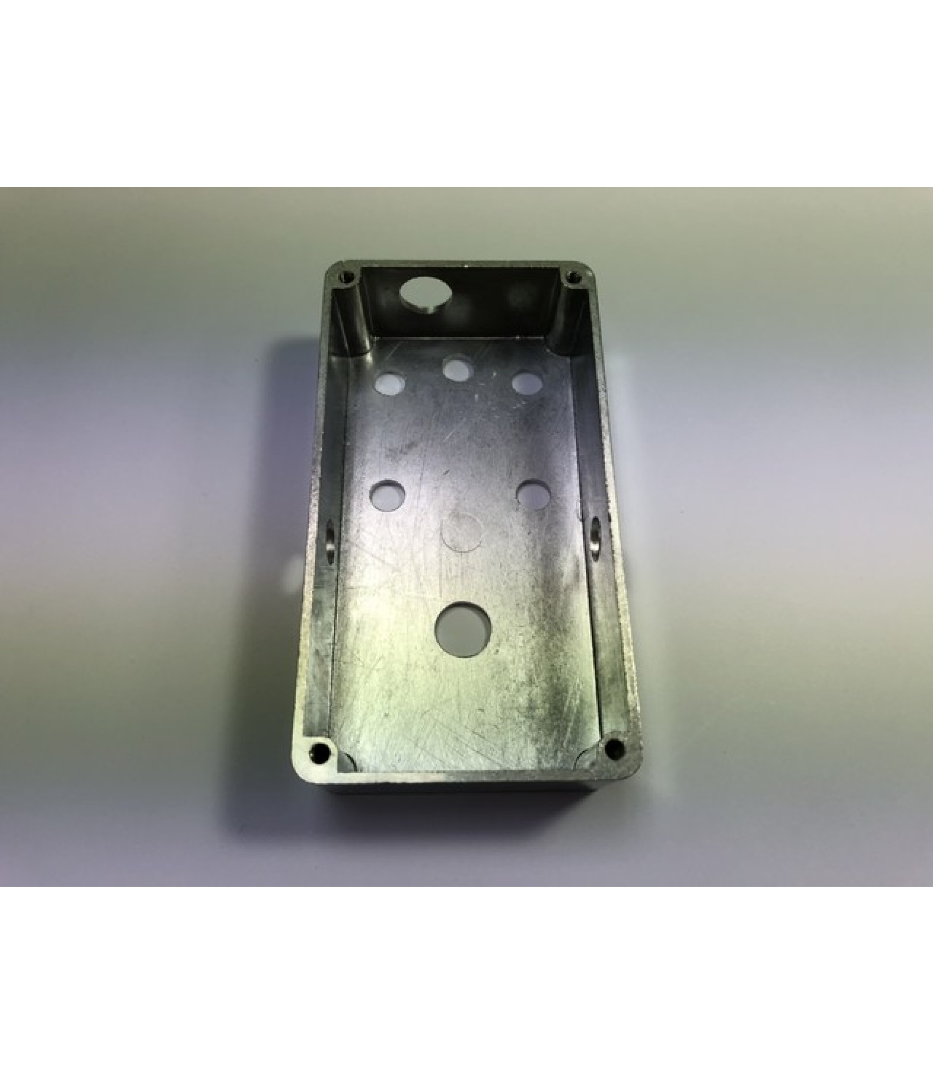 TYPE 5 DRILLED 1590B BARE ENCLOSURE WITH SIDE AND TOP JACKS