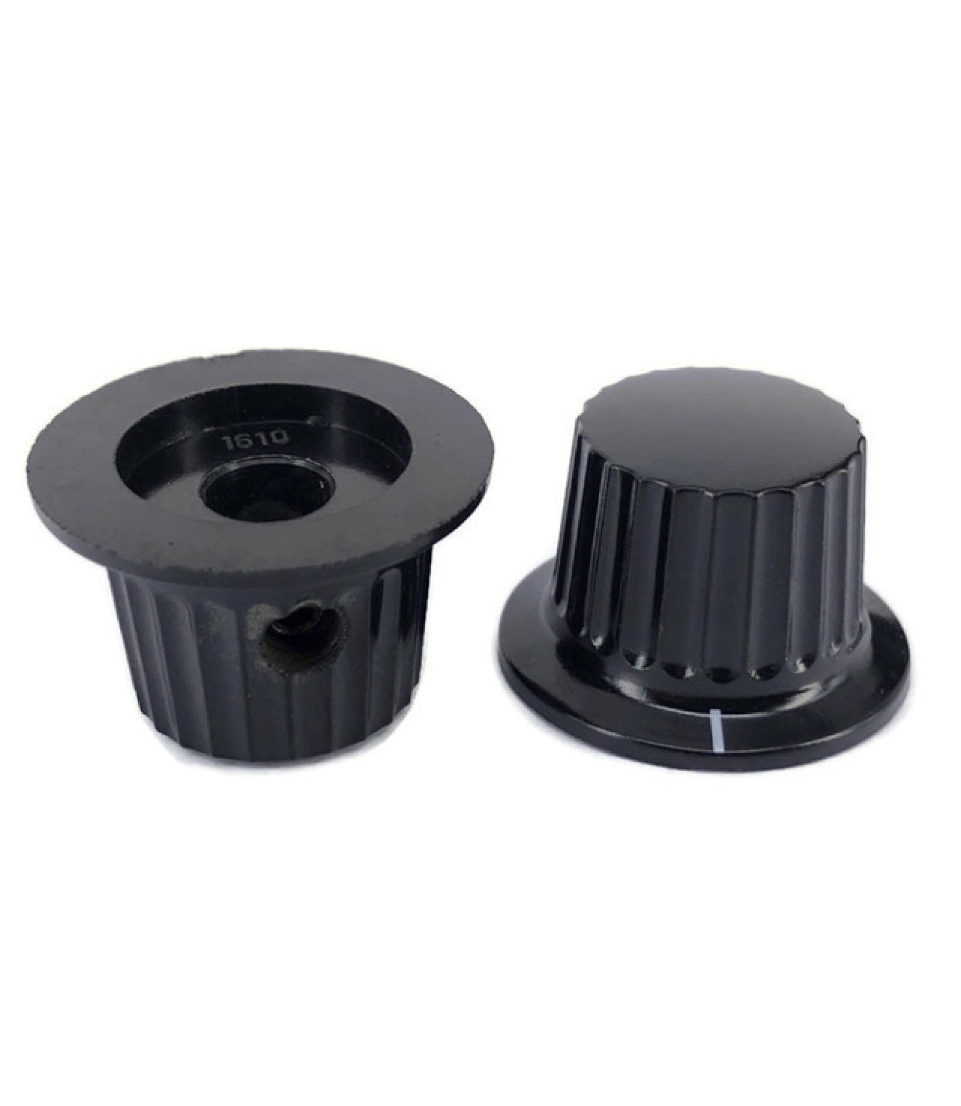 A-6536-2.jpg Daka-Ware Skirted Control Knob 23.5x15mm Shaft 6.4mm