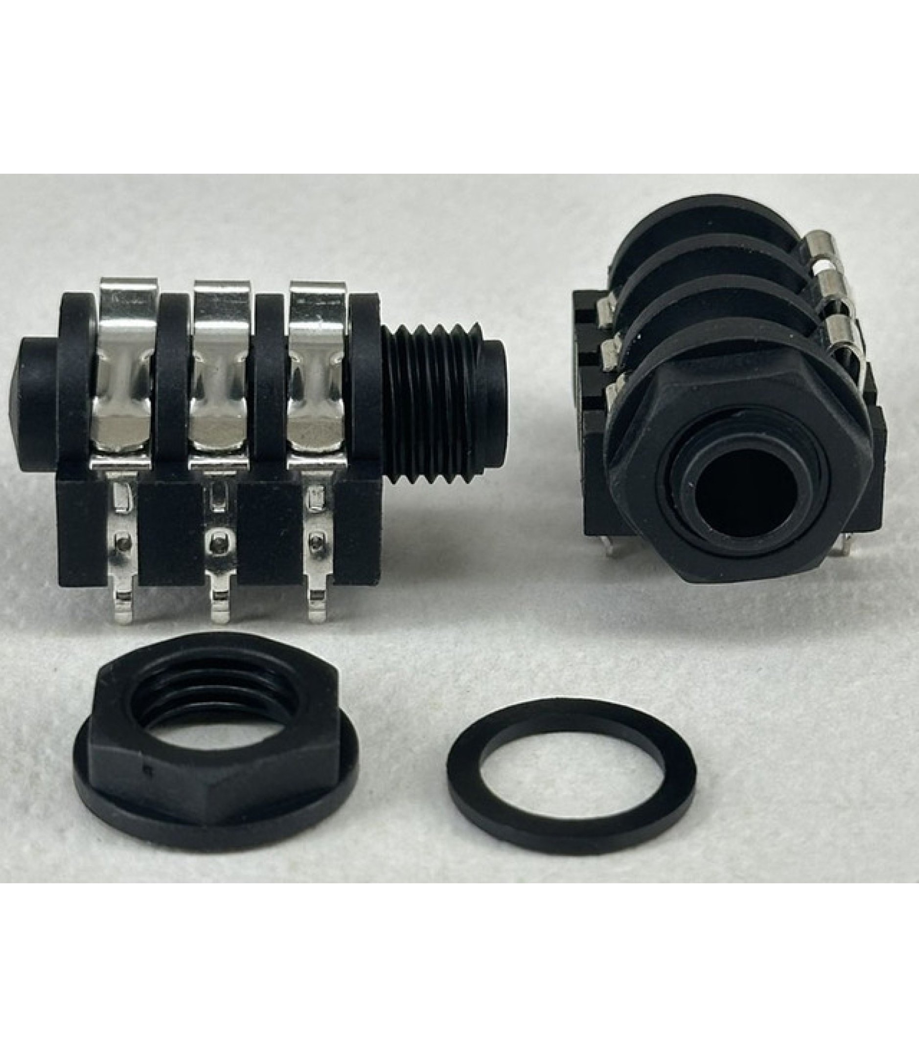 REAN NYS216 6.35mm 1/4" Stereo Insulated Socket Jack PCB