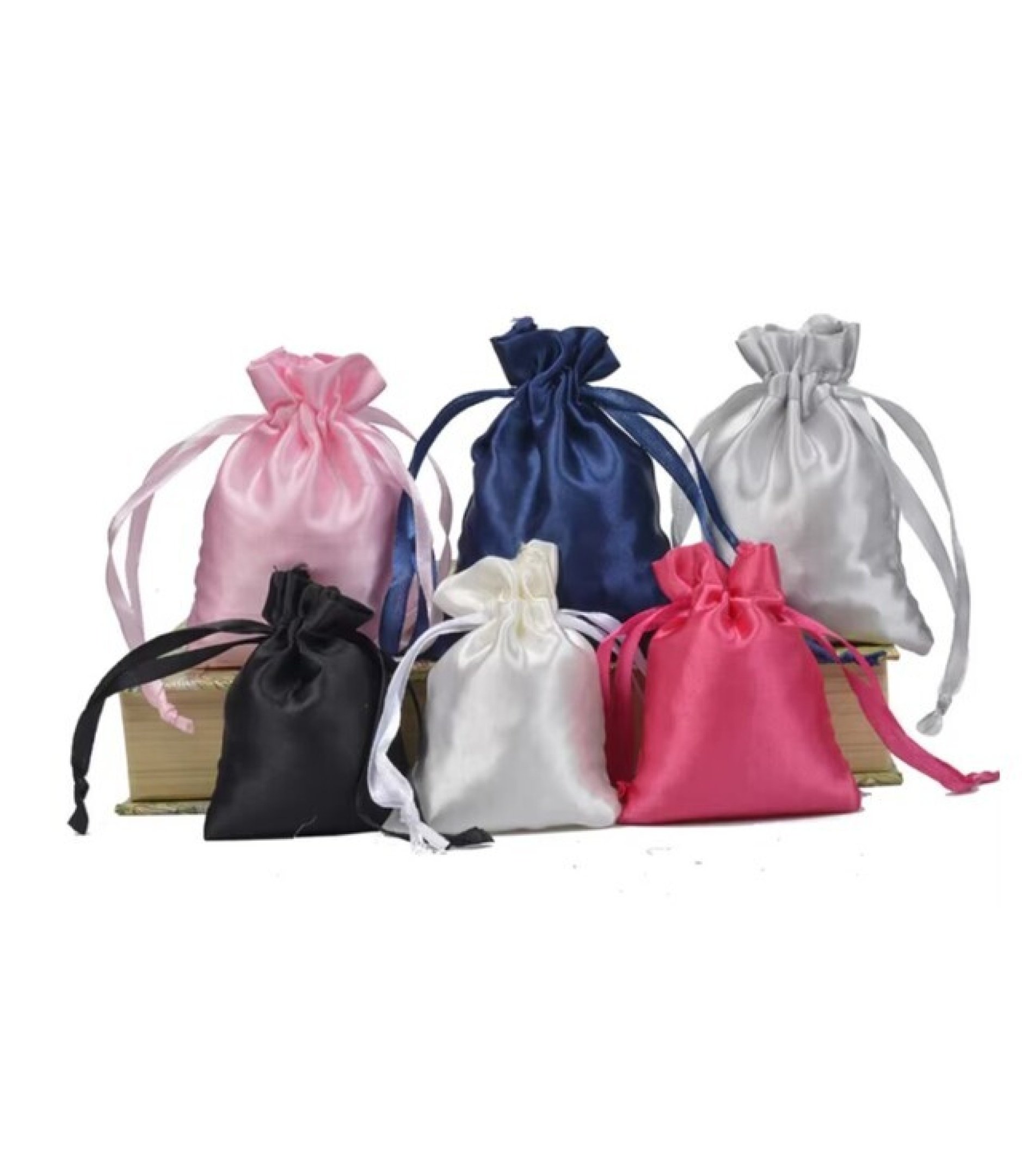 satin_2.jpg Cream Satin Bag 8cmx11cm
